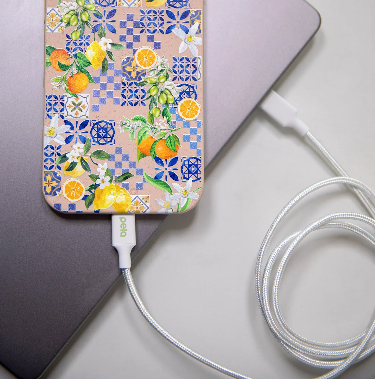 White USB-C to Lightning Cable - Image 3